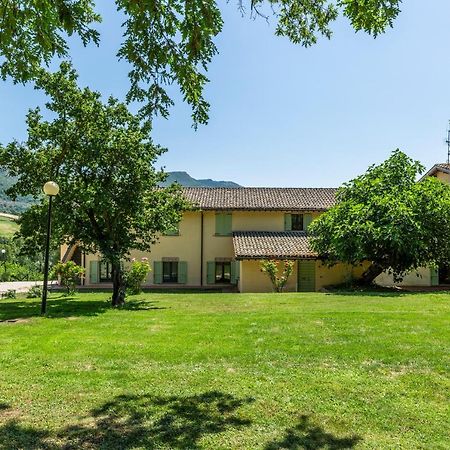 Вилла Abadia Farneto Губбио Экстерьер фото